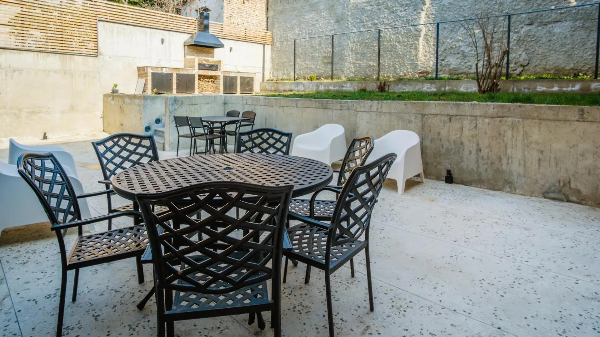 Villa In Avlabari Tbilisi